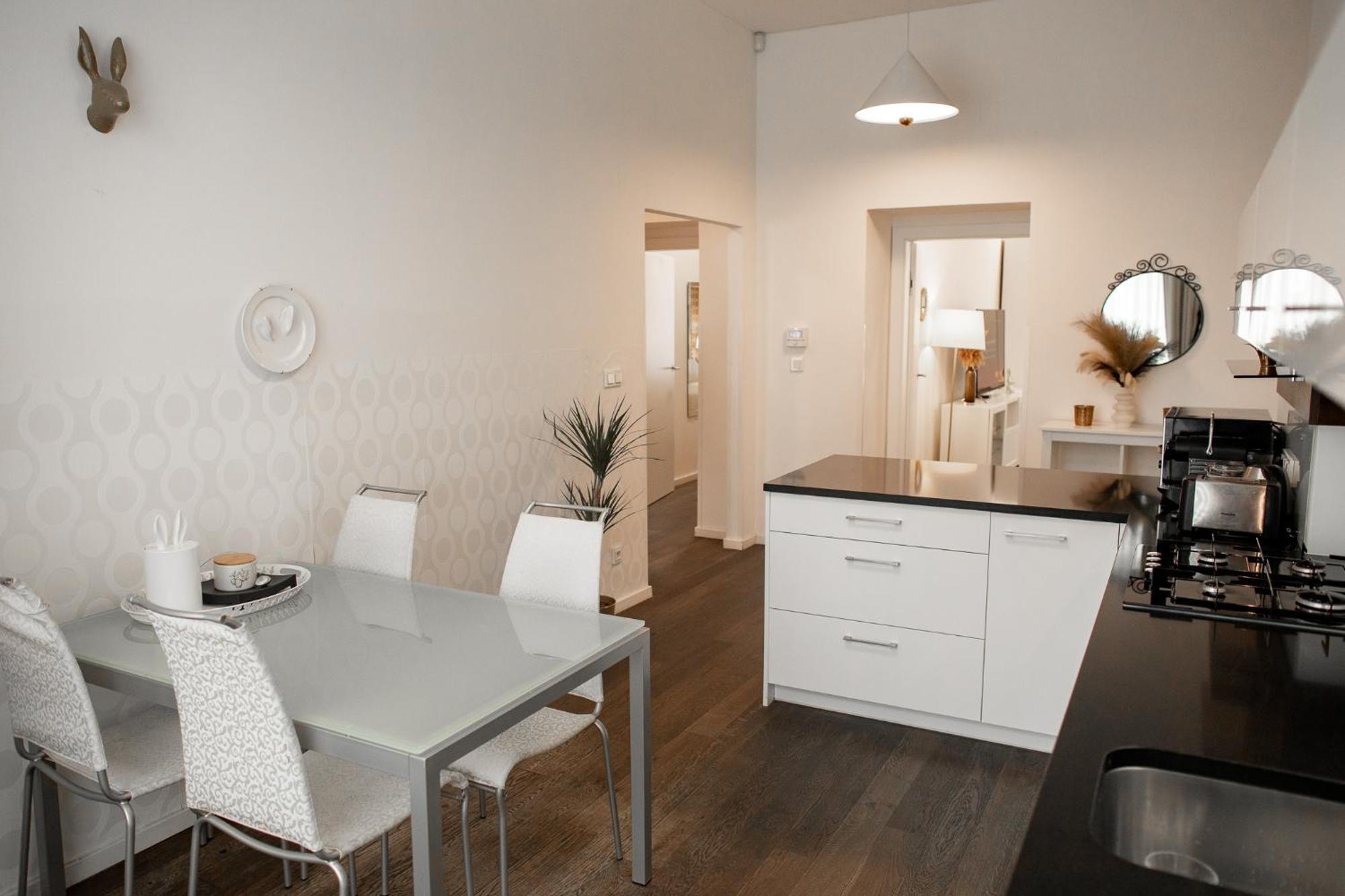 Luxury Modern Designed Oldtown Apartment 프라하 외부 사진